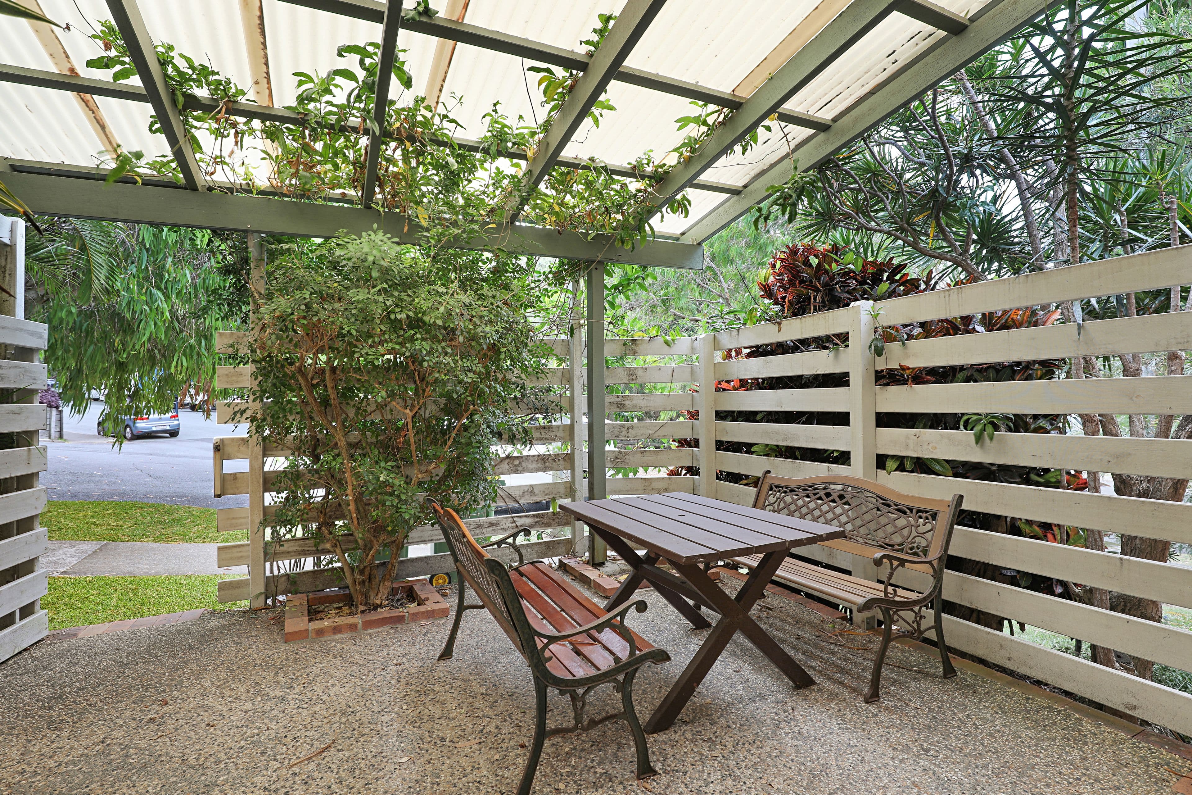2 Bigoon Road, Point Lookout QLD 4183, Point Lookout - Thumbnail 2
