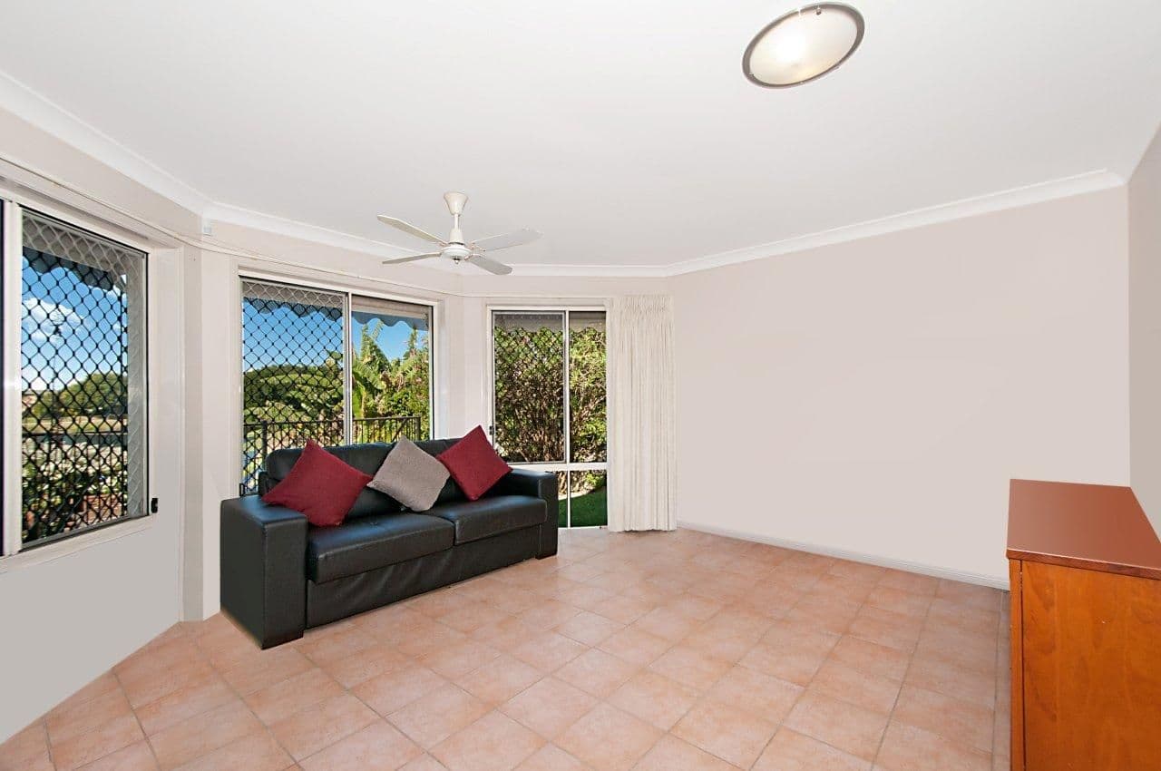 10 Hudson Court, BENOWA QLD 4217, Benowa - Thumbnail 5