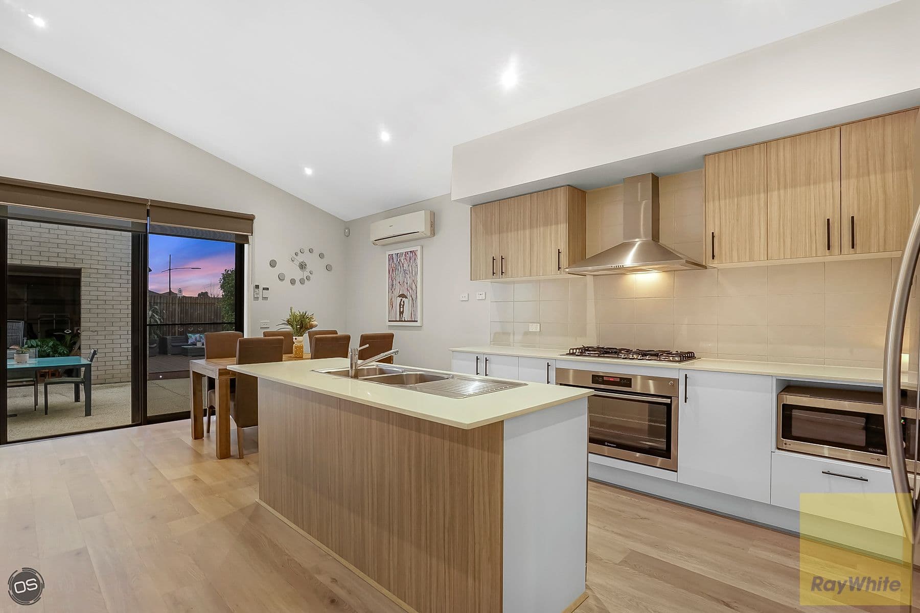 60 Rowling Street, FRASER RISE VIC 3336, Fraser Rise - Thumbnail 7