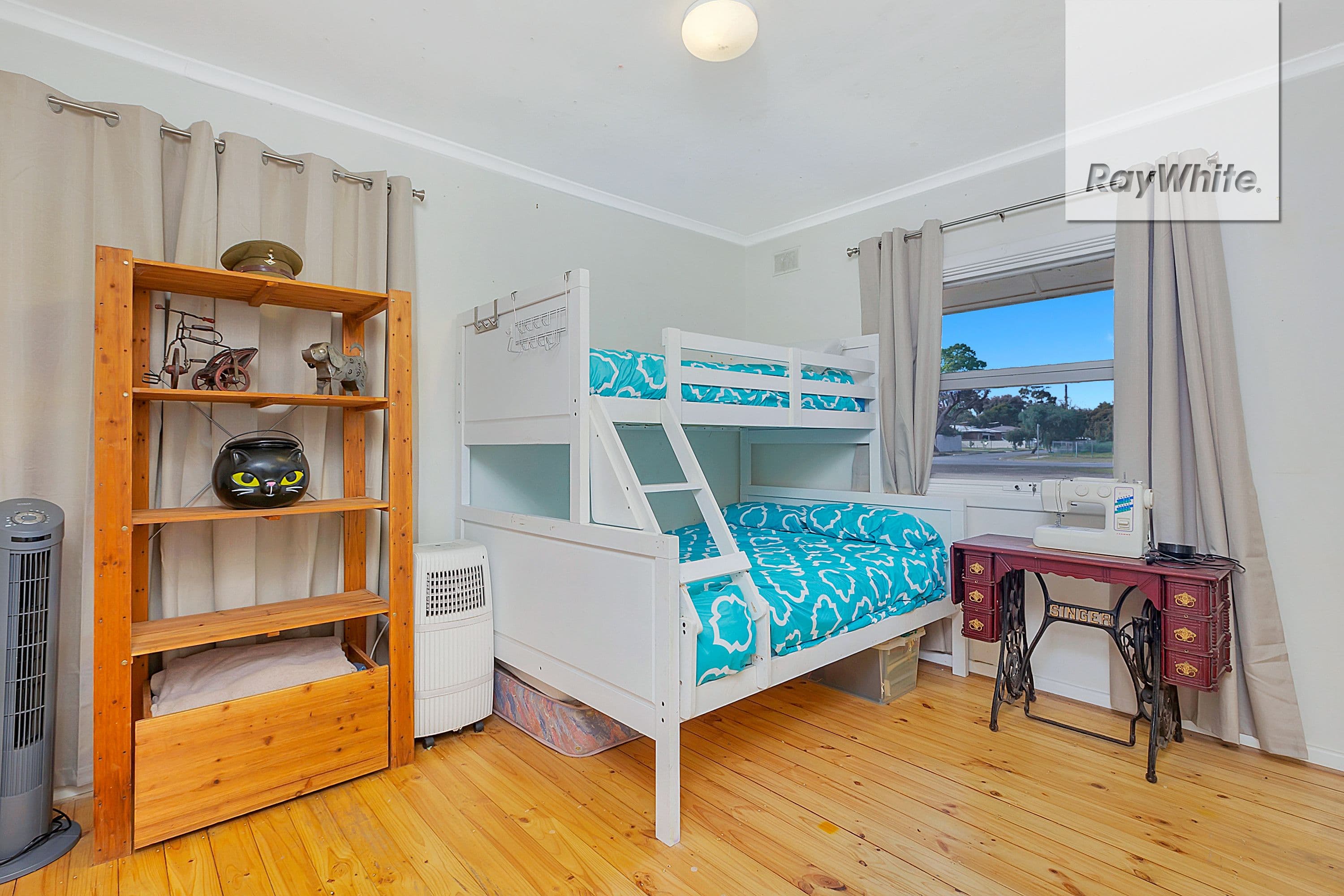 10 Ponsford Crescent, Parafield Gardens SA 5107, Parafield Gardens - Thumbnail 6