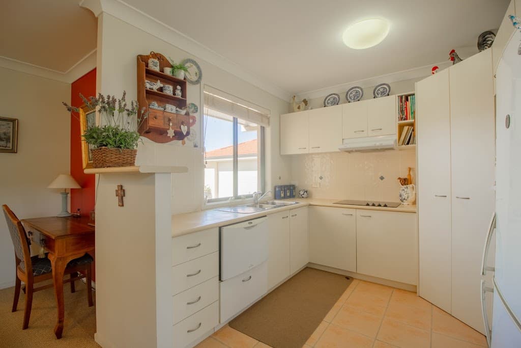 22/8 Spinnaker Drive, Sandstone Point - Thumbnail 7