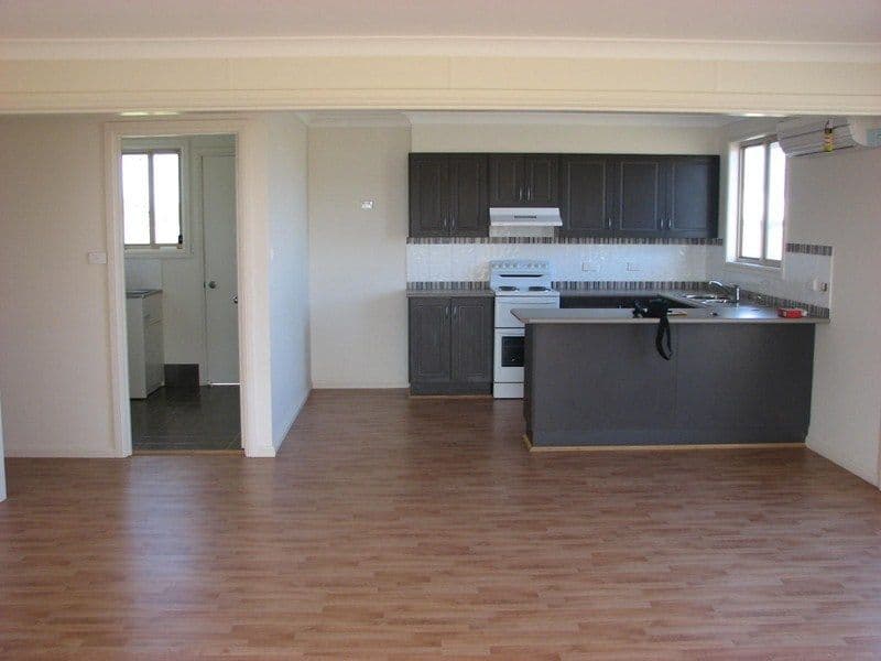 91 York Street, Forbes - Thumbnail 2