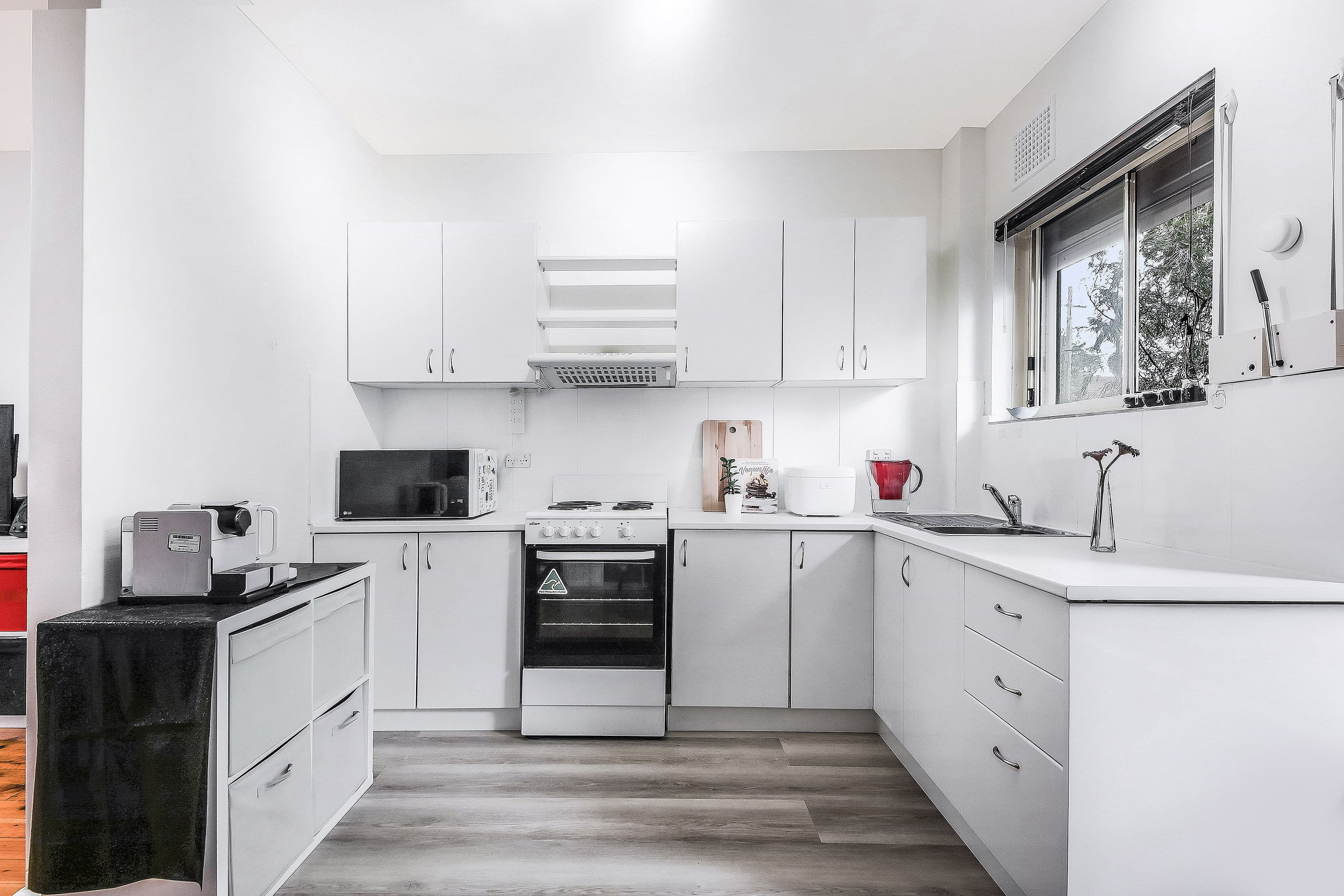 11 PARRY Avenue, NARWEE NSW 2209, Narwee - Thumbnail 3