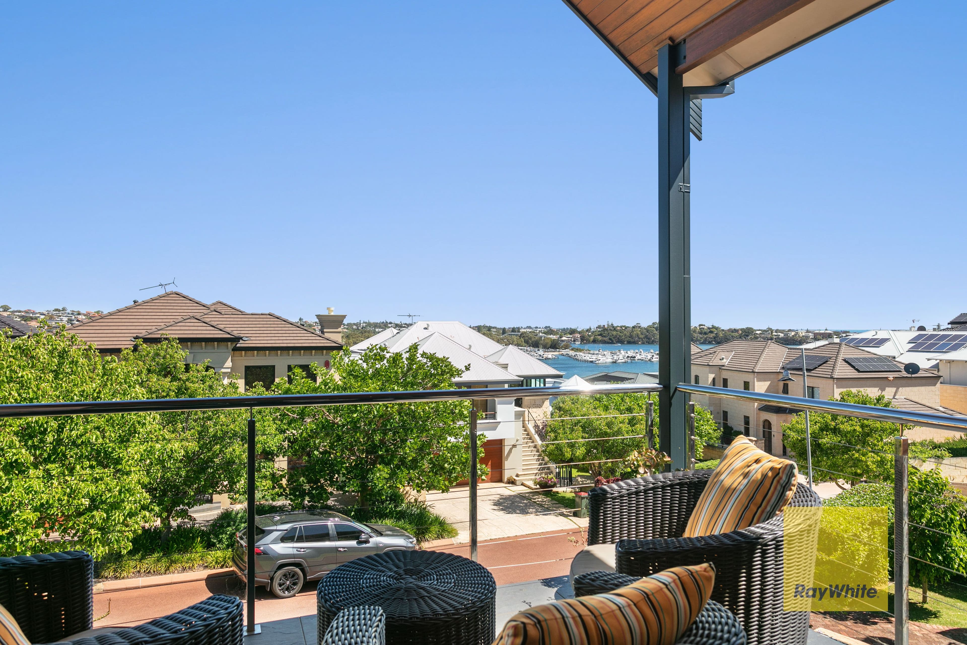 11 Faulkner Circle, Mosman Park WA 6012, Mosman Park - Thumbnail 2