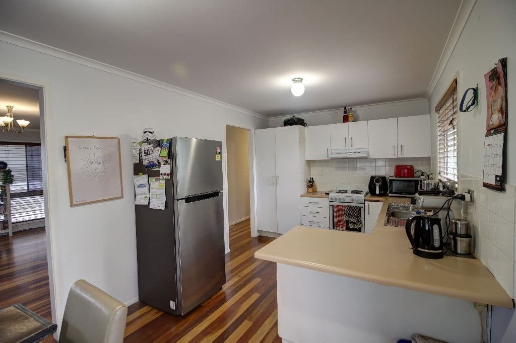9 Foxton Street, Bundamba QLD 4304, Bundamba - Thumbnail 5
