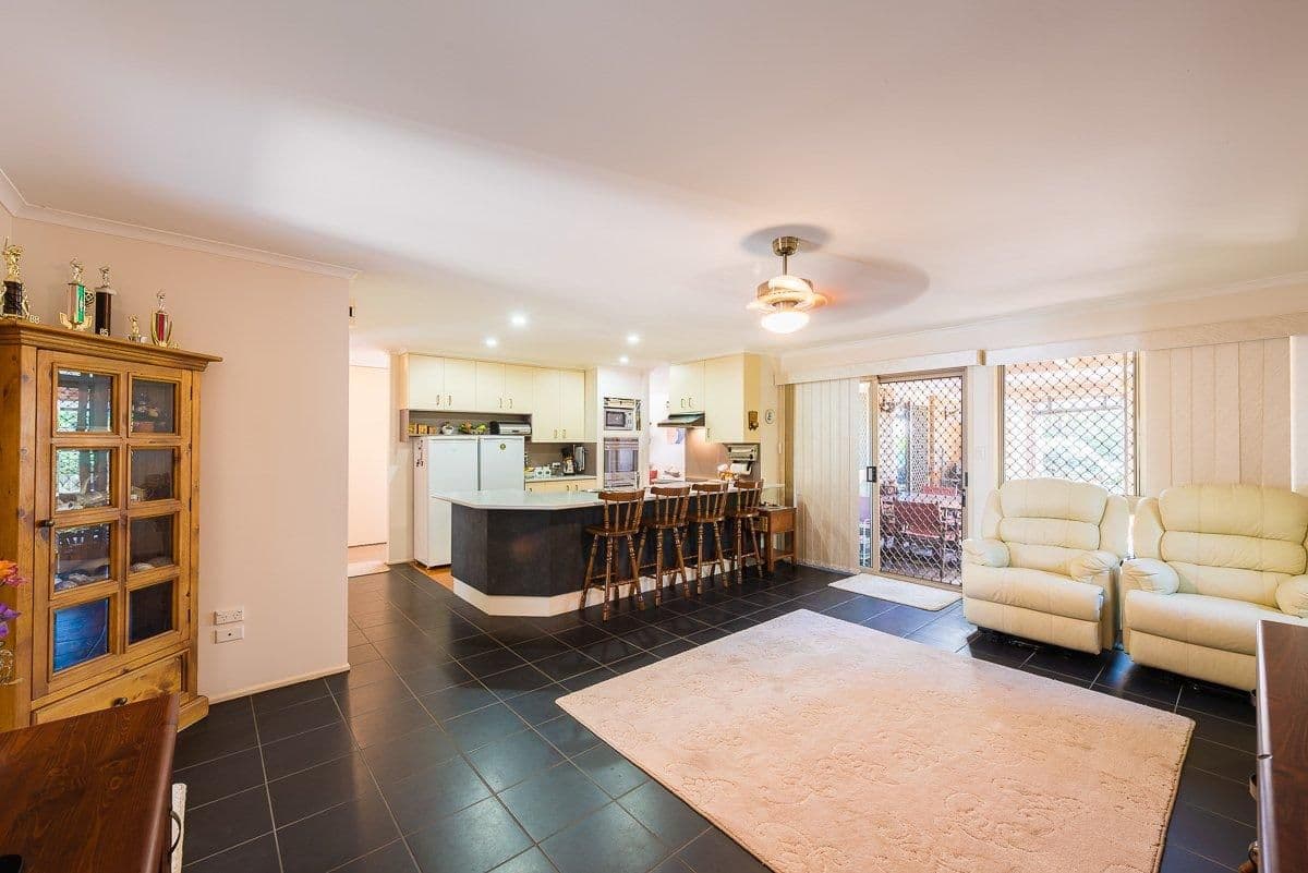 28 Stumm Street, KEARNEYS SPRING QLD 4350, Kearneys Spring - Thumbnail 3
