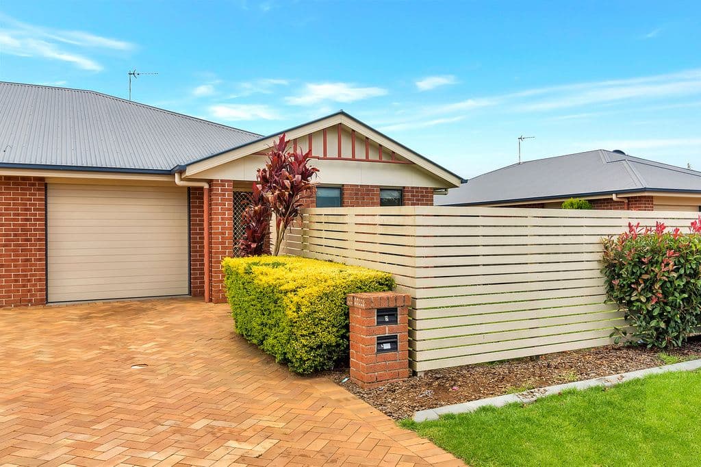 89 Kearney Street, Kearneys Spring QLD 4350, Kearneys Spring - Image 1