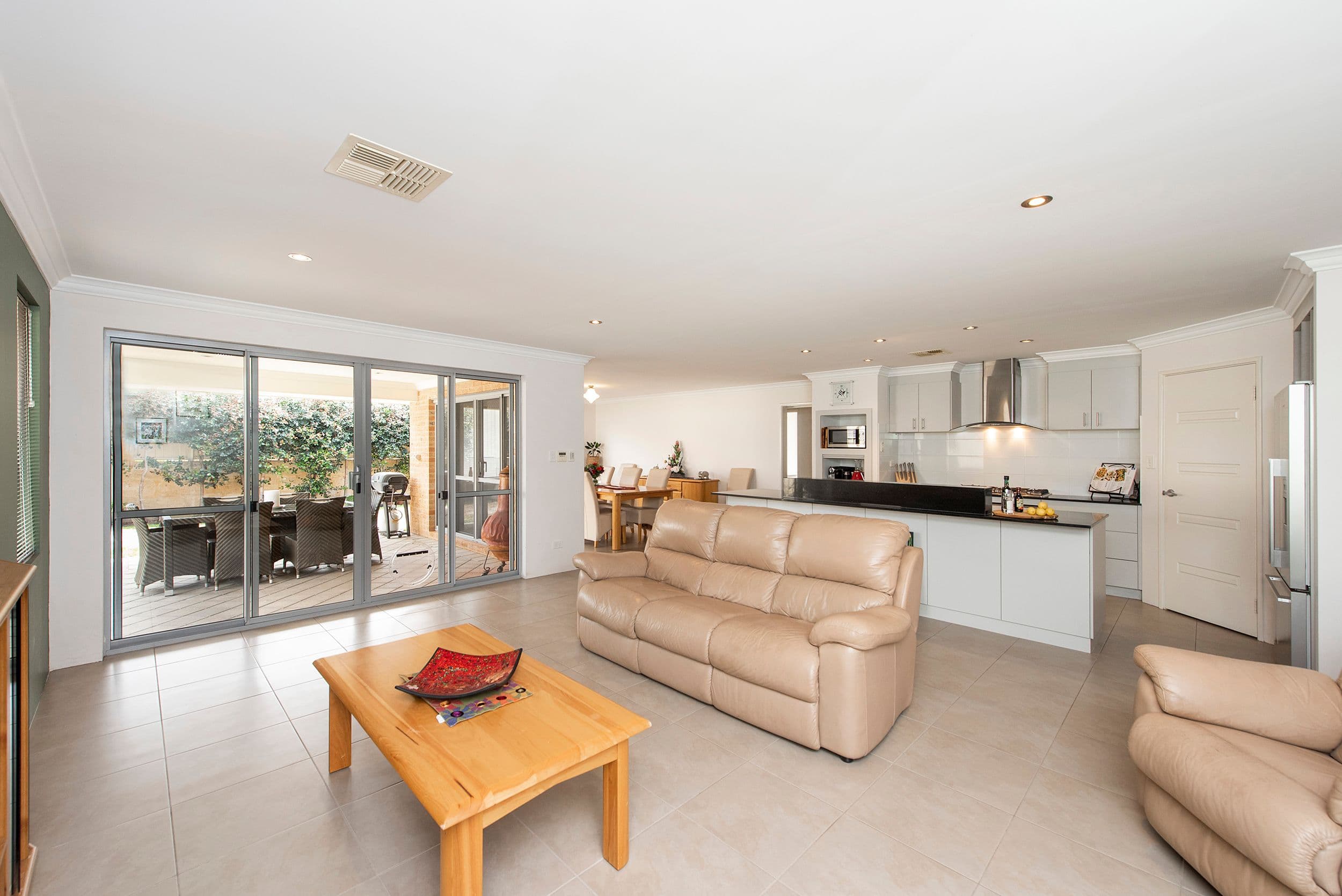 15 Barred Corner, Baldivis WA 6171, Baldivis - Thumbnail 2