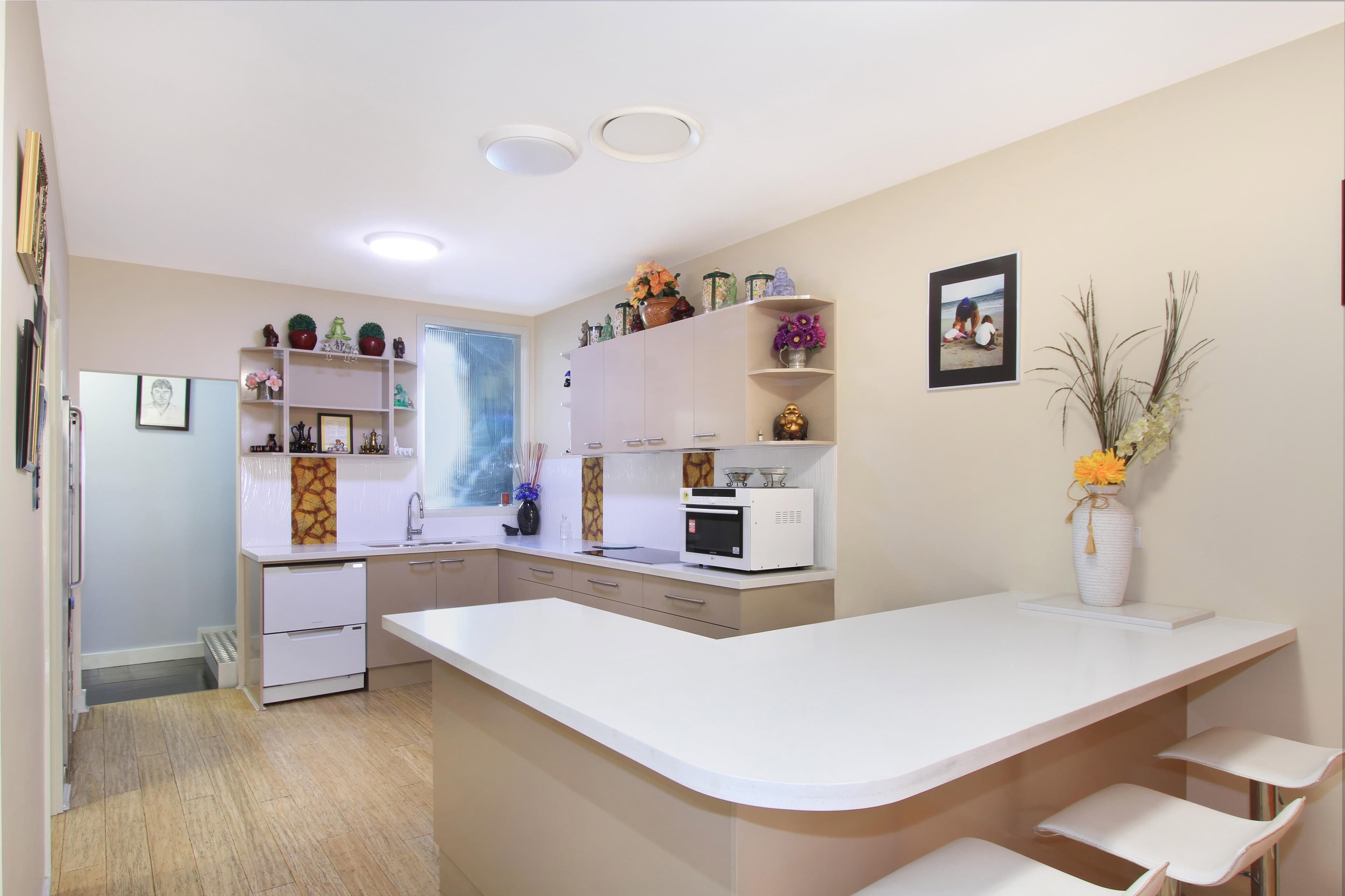 31 Kingsley Drive, Lake Heights - Thumbnail 2