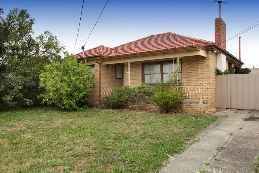 4 Avondale Street, SPRINGVALE VIC 3171, Springvale - Image 1