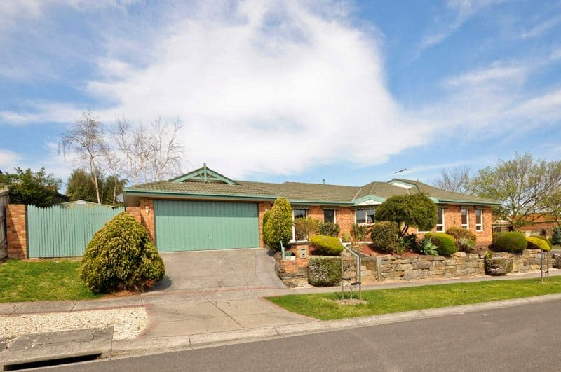 15 BUVELOT Court, CHIRNSIDE PARK VIC 3116, Chirnside Park - Image 1