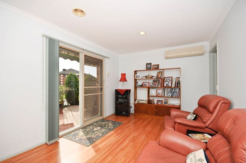 15 BUVELOT Court, CHIRNSIDE PARK VIC 3116, Chirnside Park - Thumbnail 2