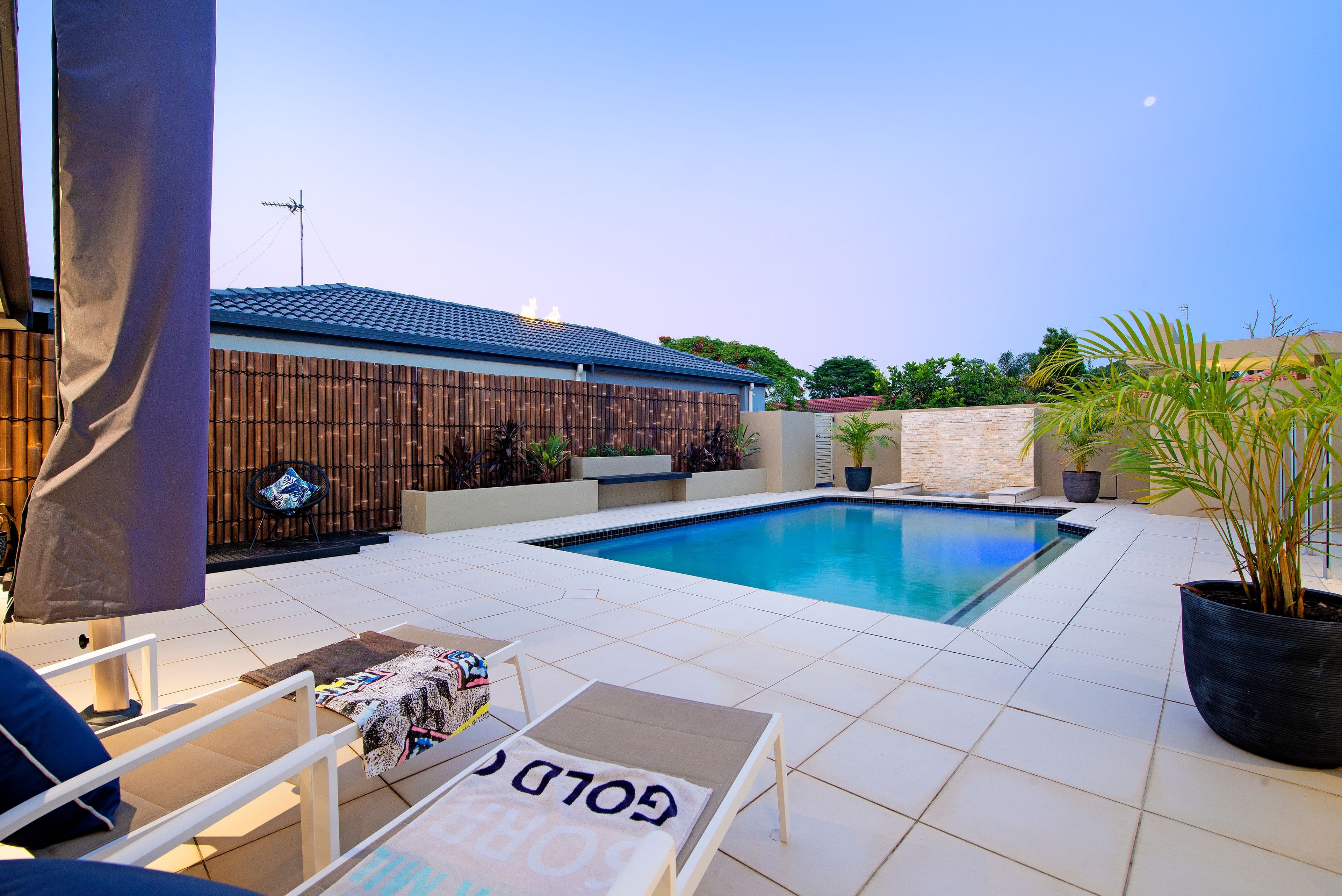 20 Launch Road, Mermaid Waters QLD 4218, Mermaid Waters - Thumbnail 3