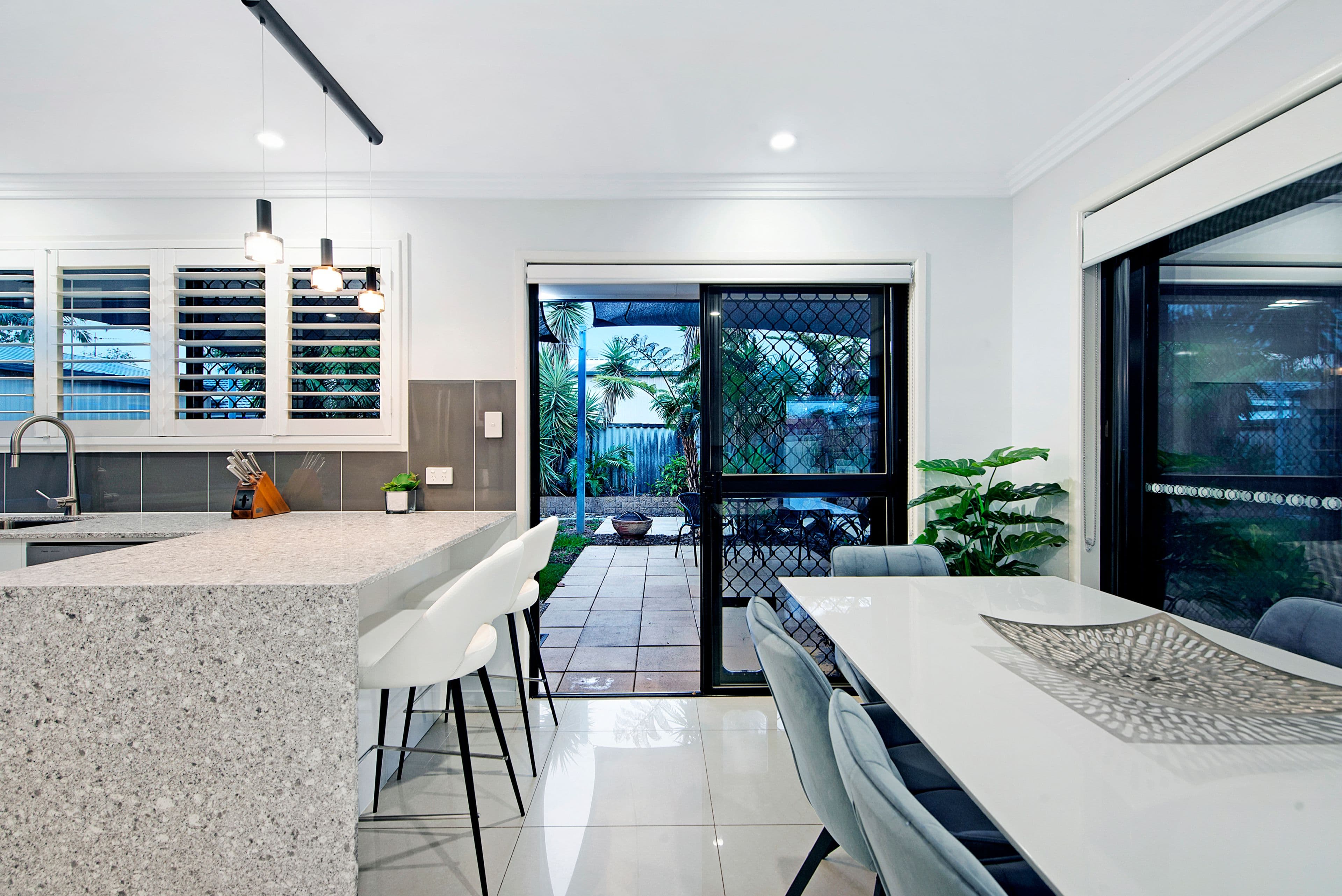 20 Launch Road, Mermaid Waters QLD 4218, Mermaid Waters - Thumbnail 5
