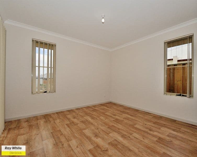 11 Castleferm Street, ELLENBROOK WA 6069, Ellenbrook - Thumbnail 8