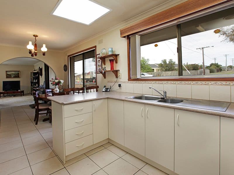 12 Westminster Street, GROVEDALE VIC 3216, Grovedale - Thumbnail 5