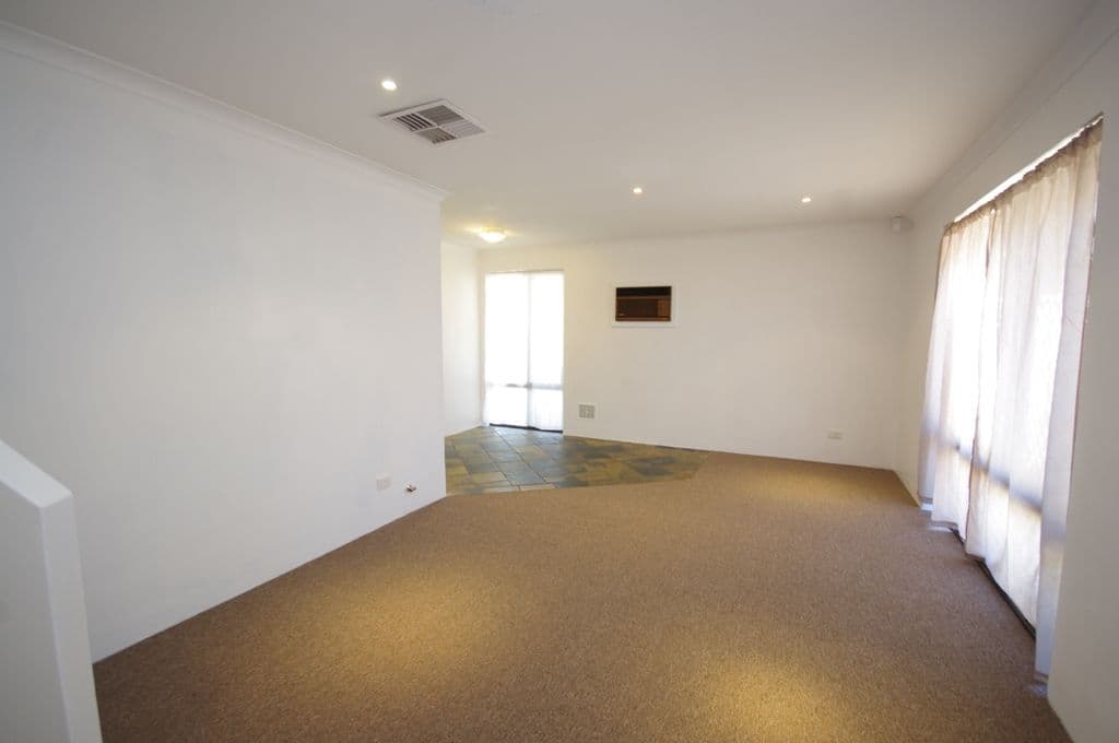 2 Serrata Way, Mirrabooka WA 6061, Mirrabooka - Thumbnail 4