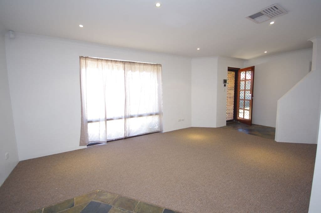 2 Serrata Way, Mirrabooka WA 6061, Mirrabooka - Thumbnail 5