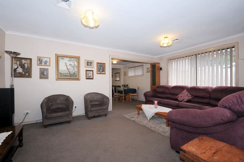 2 Wunalla Road, SEAFORD VIC 3198, Seaford - Thumbnail 2