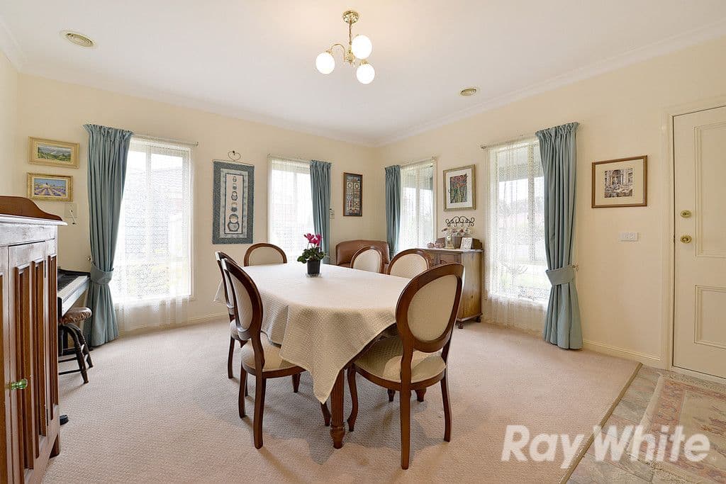 11 Mountain Ash Court, Upper Ferntree Gully VIC 3156, Upper Ferntree Gully - Thumbnail 3