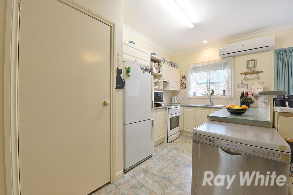 11 Mountain Ash Court, Upper Ferntree Gully VIC 3156, Upper Ferntree Gully - Thumbnail 6