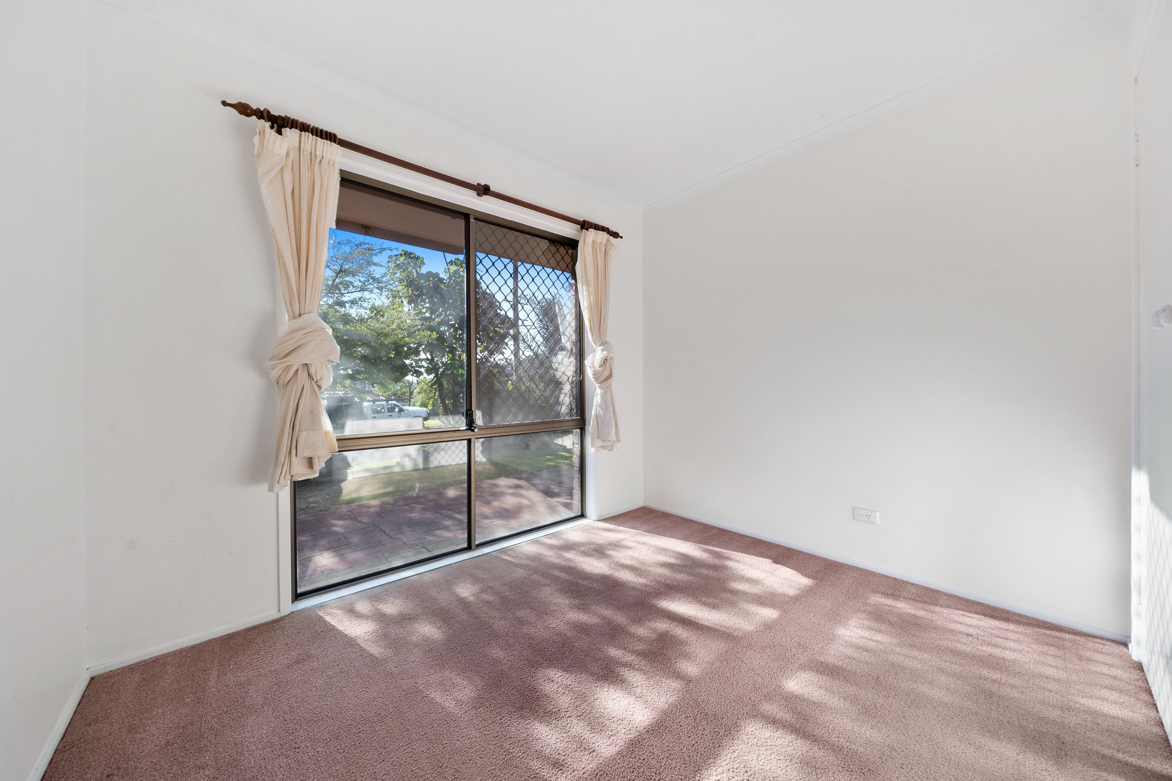 2 Adrose Court, Beenleigh QLD 4207, Beenleigh - Thumbnail 7