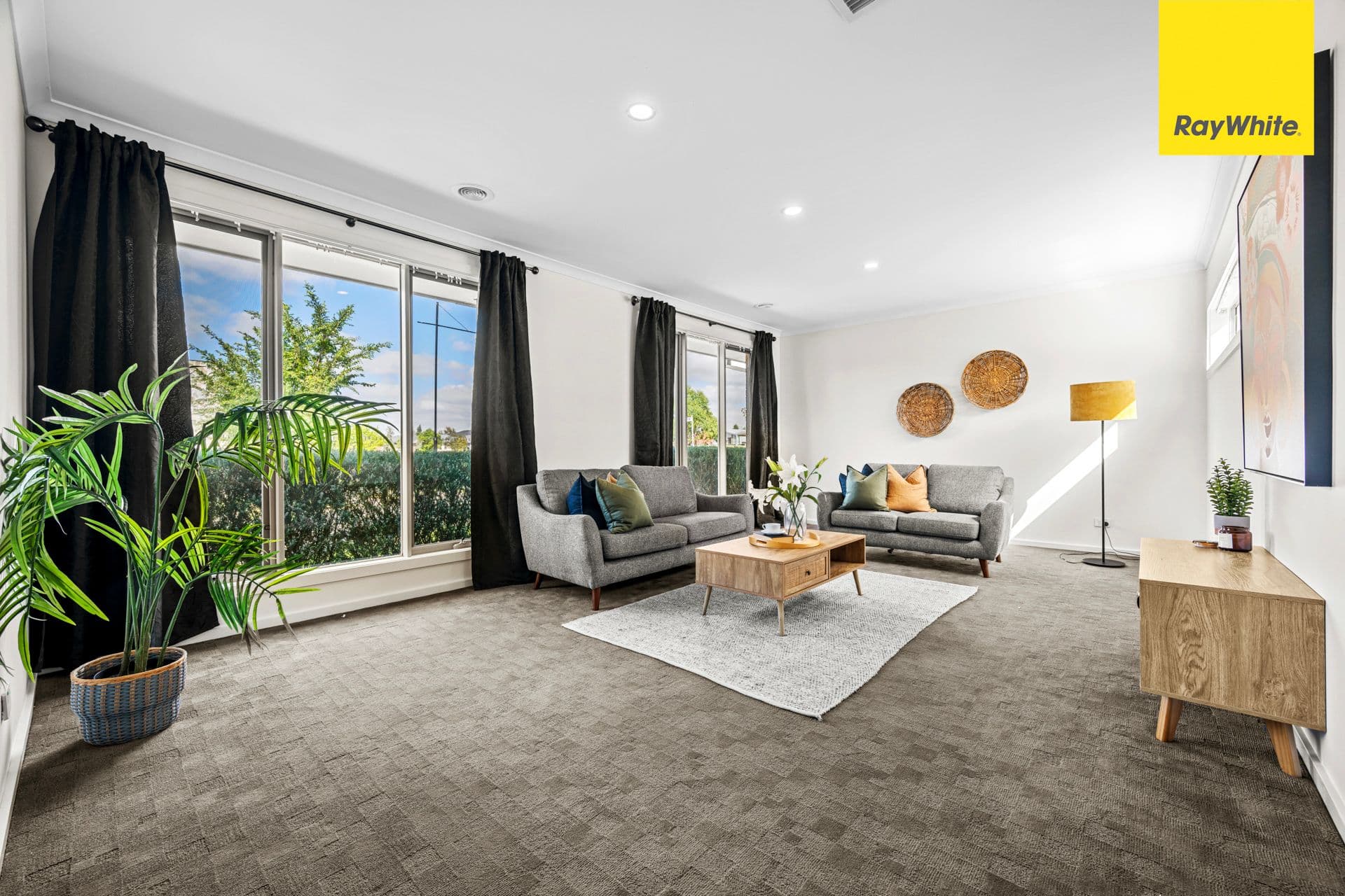 29 Dominion Drive, Burnside VIC 3023, Burnside - Thumbnail 3