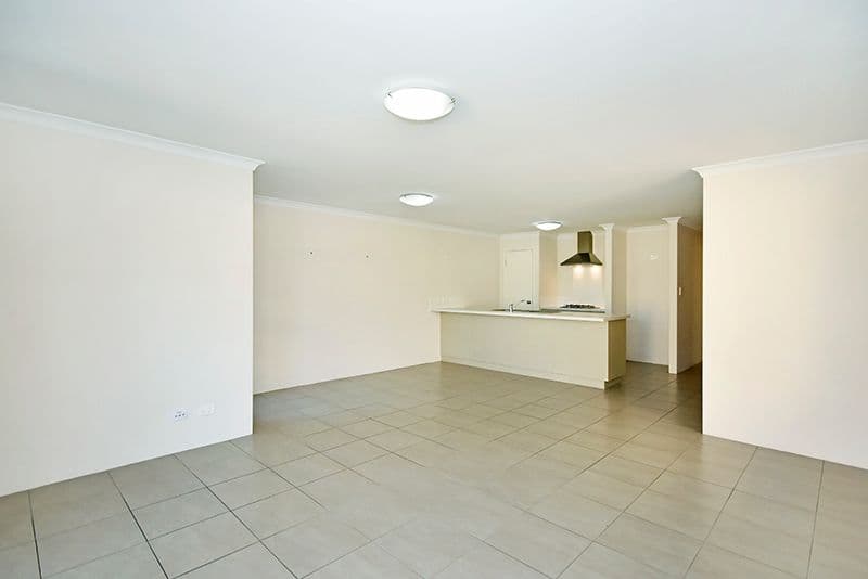 18 Plumosa Crescent, Dayton WA 6055, Dayton - Thumbnail 2