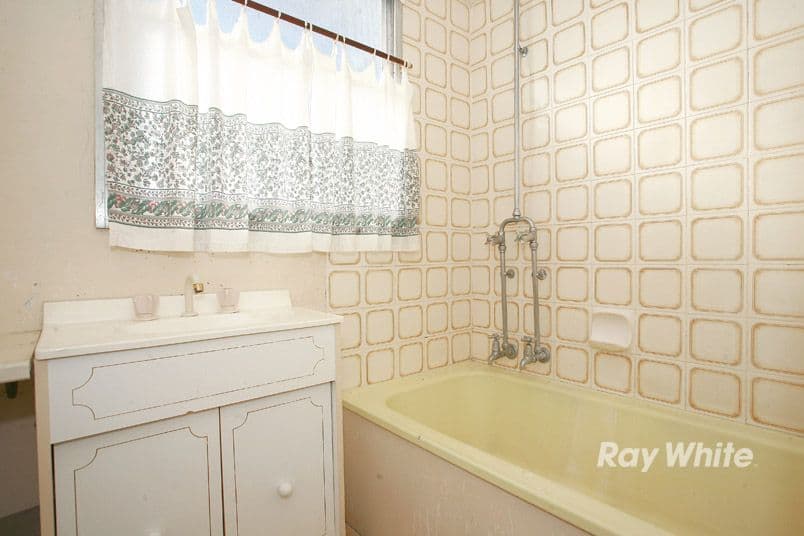 13 Peach Court, DOVETON VIC 3177, Doveton - Thumbnail 7