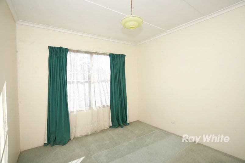 13 Peach Court, DOVETON VIC 3177, Doveton - Thumbnail 8