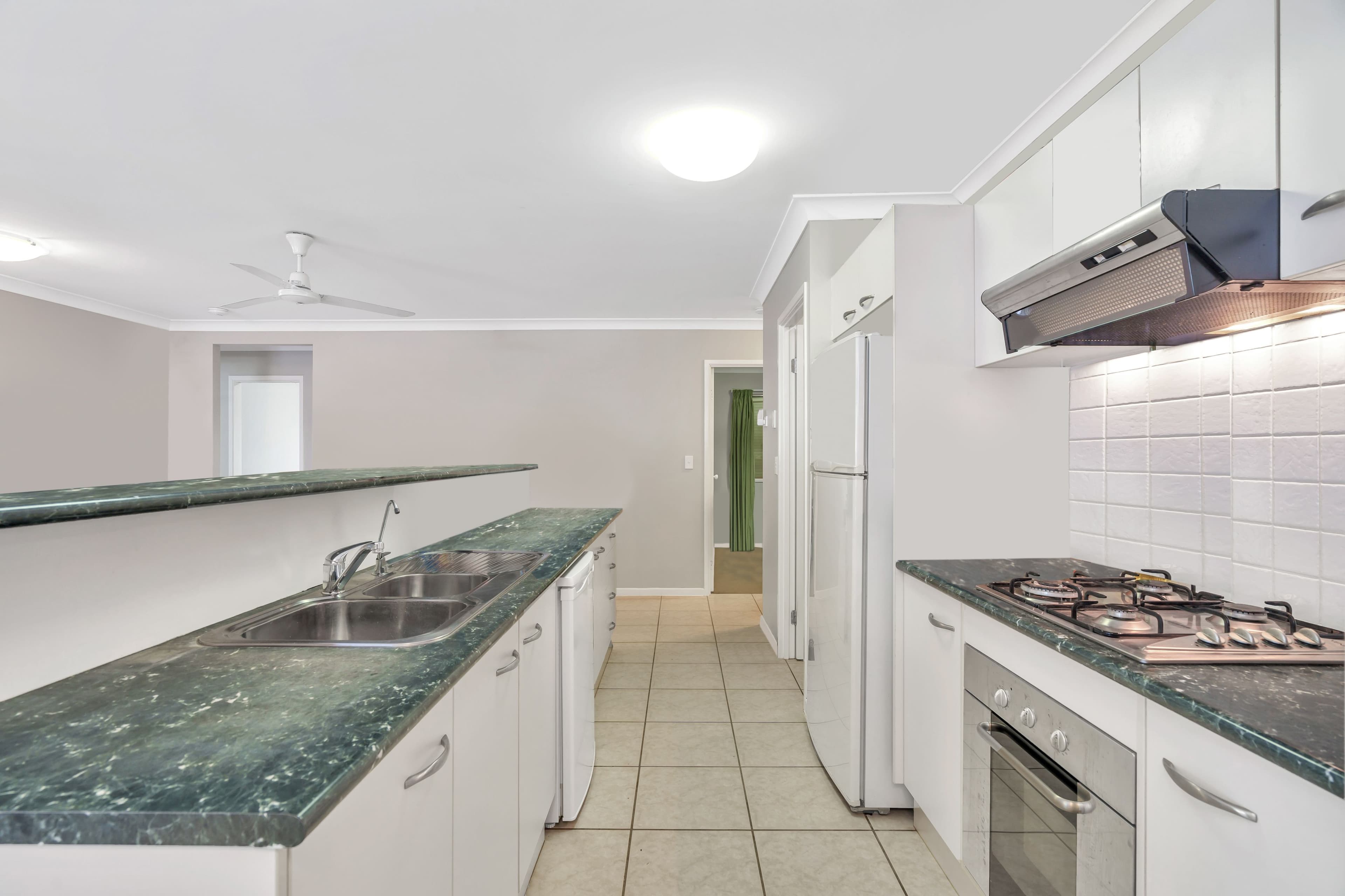 27 Savage Street, Edmonton QLD 4869, Edmonton - Thumbnail 4