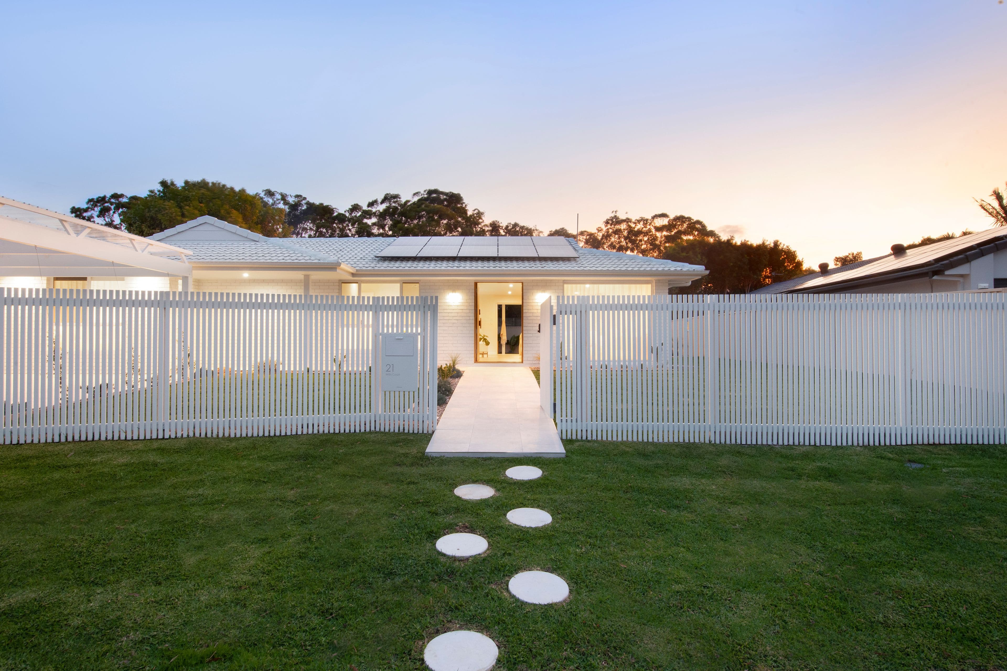 21 Willis Court, Mermaid Waters QLD 4218, Mermaid Waters - Image 1
