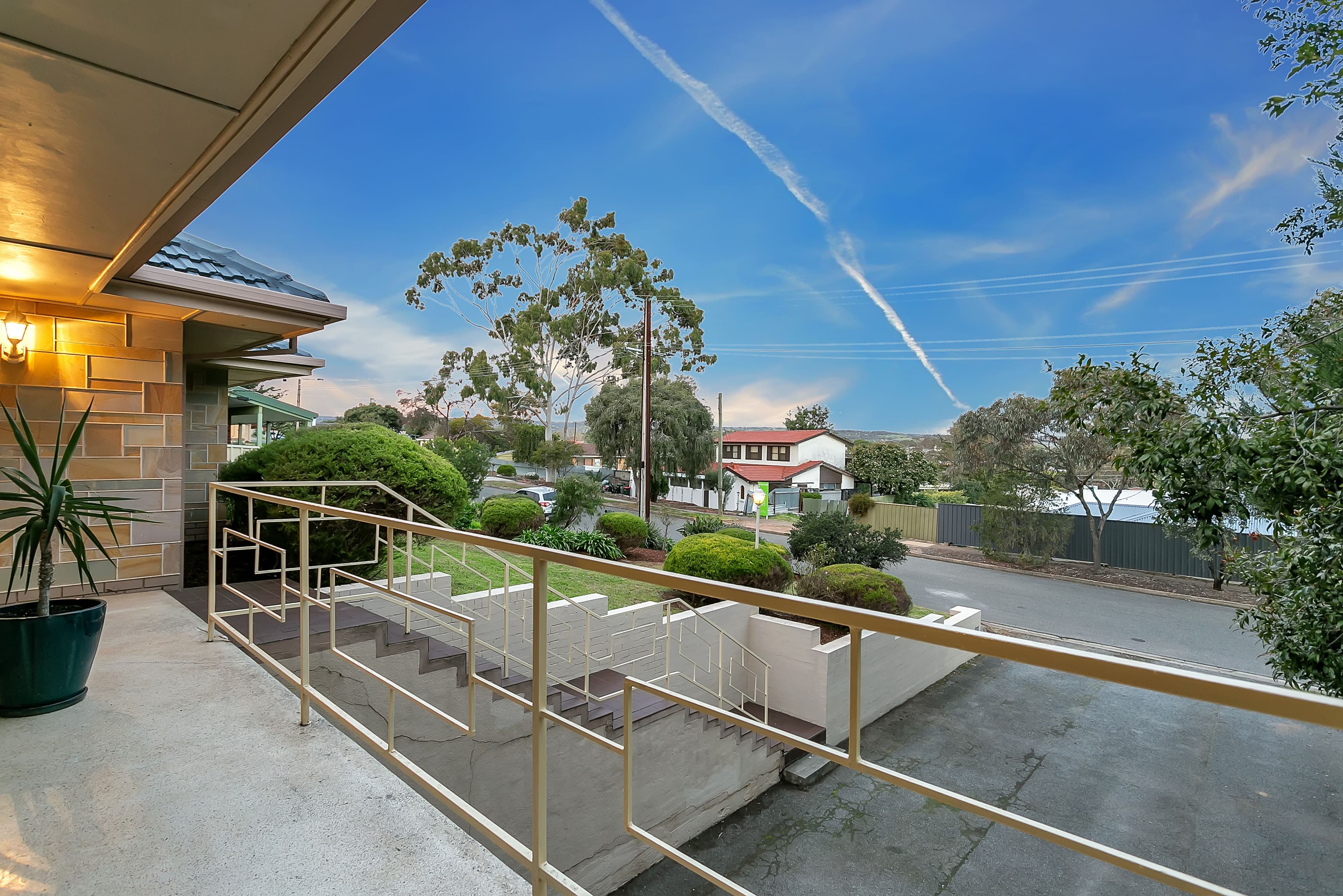 10 Kerrin Avenue, Morphett Vale SA 5162, Morphett Vale - Thumbnail 2