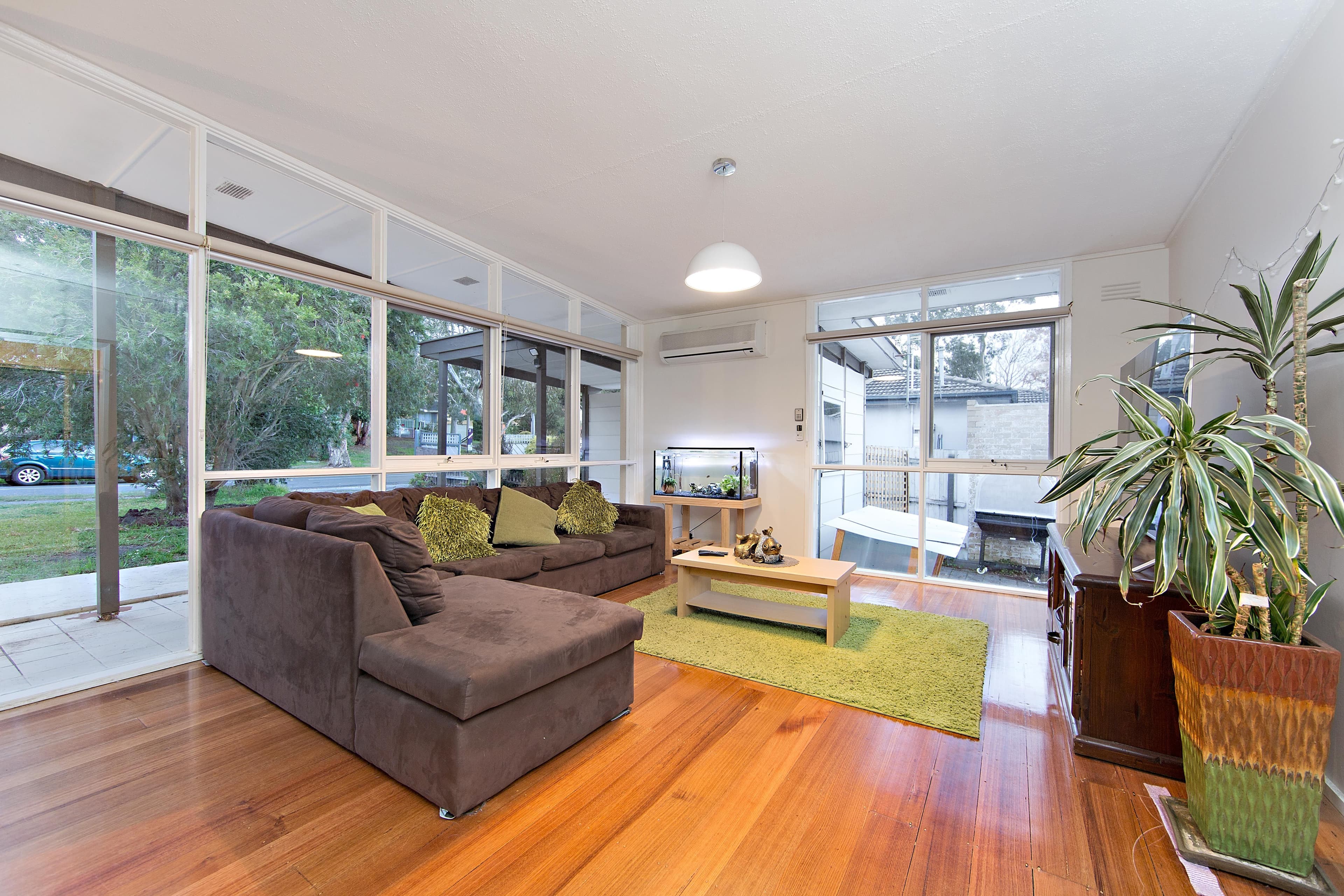 13 Derna Crescent, Frankston VIC 3199, Frankston - Thumbnail 2
