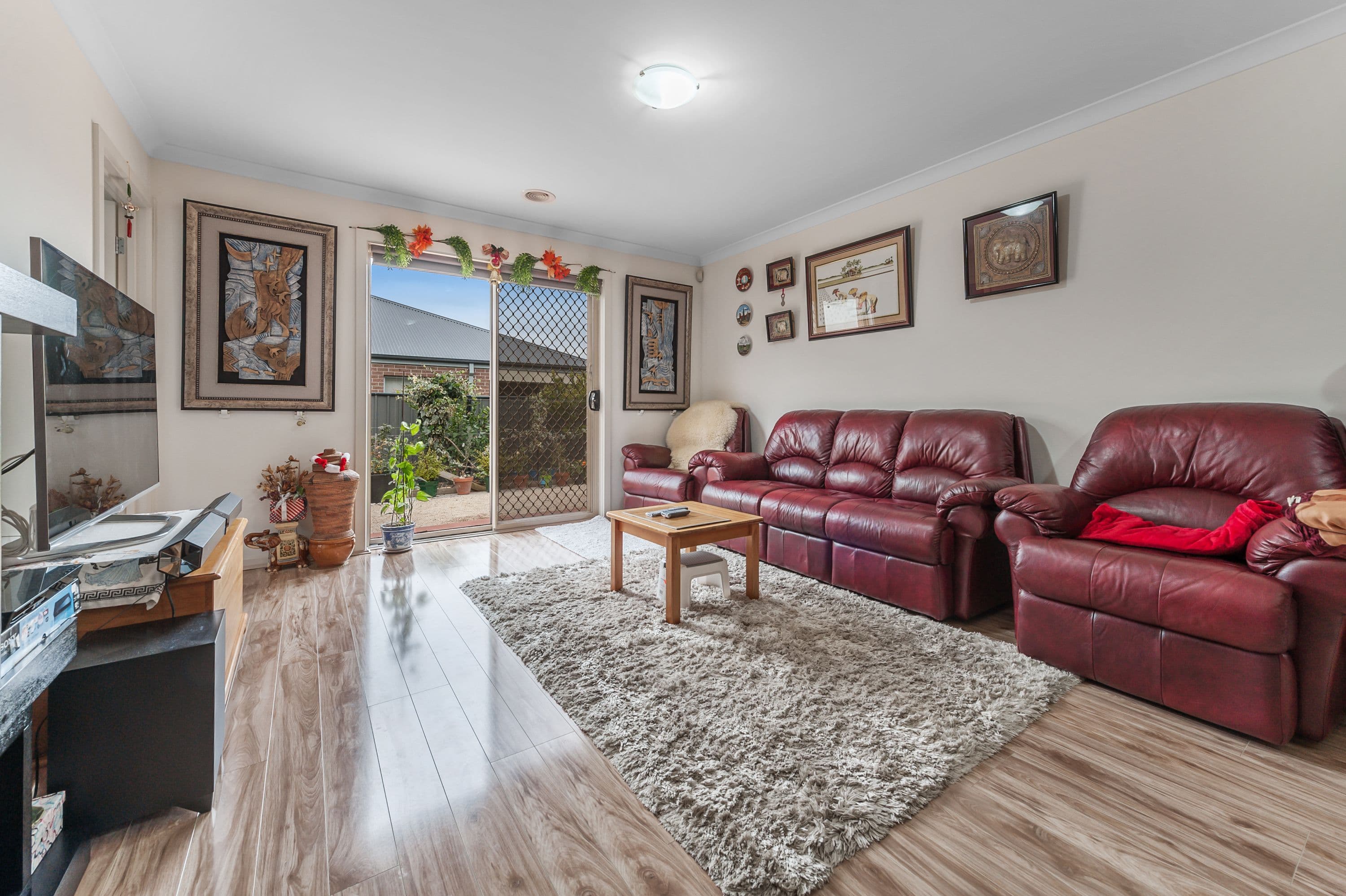 28 Peveril Avenue, Derrimut VIC 3030, Derrimut - Thumbnail 2