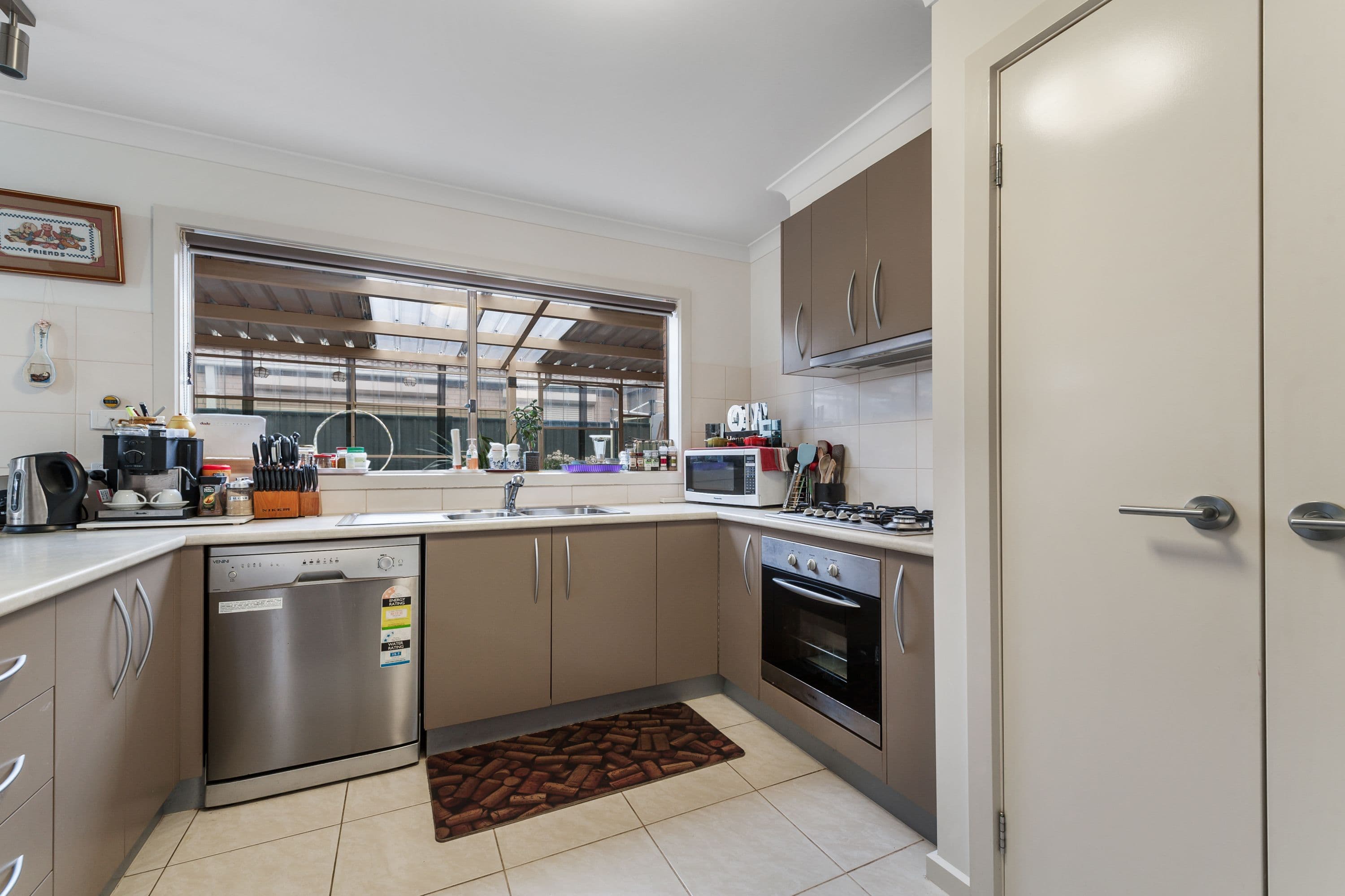28 Peveril Avenue, Derrimut VIC 3030, Derrimut - Thumbnail 5