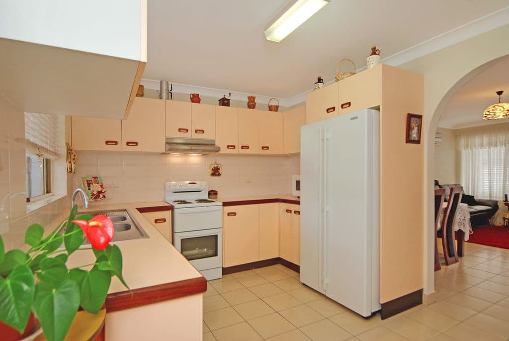 13 Grove Avenue, Lake Illawarra NSW 2528, Lake Illawarra - Thumbnail 3