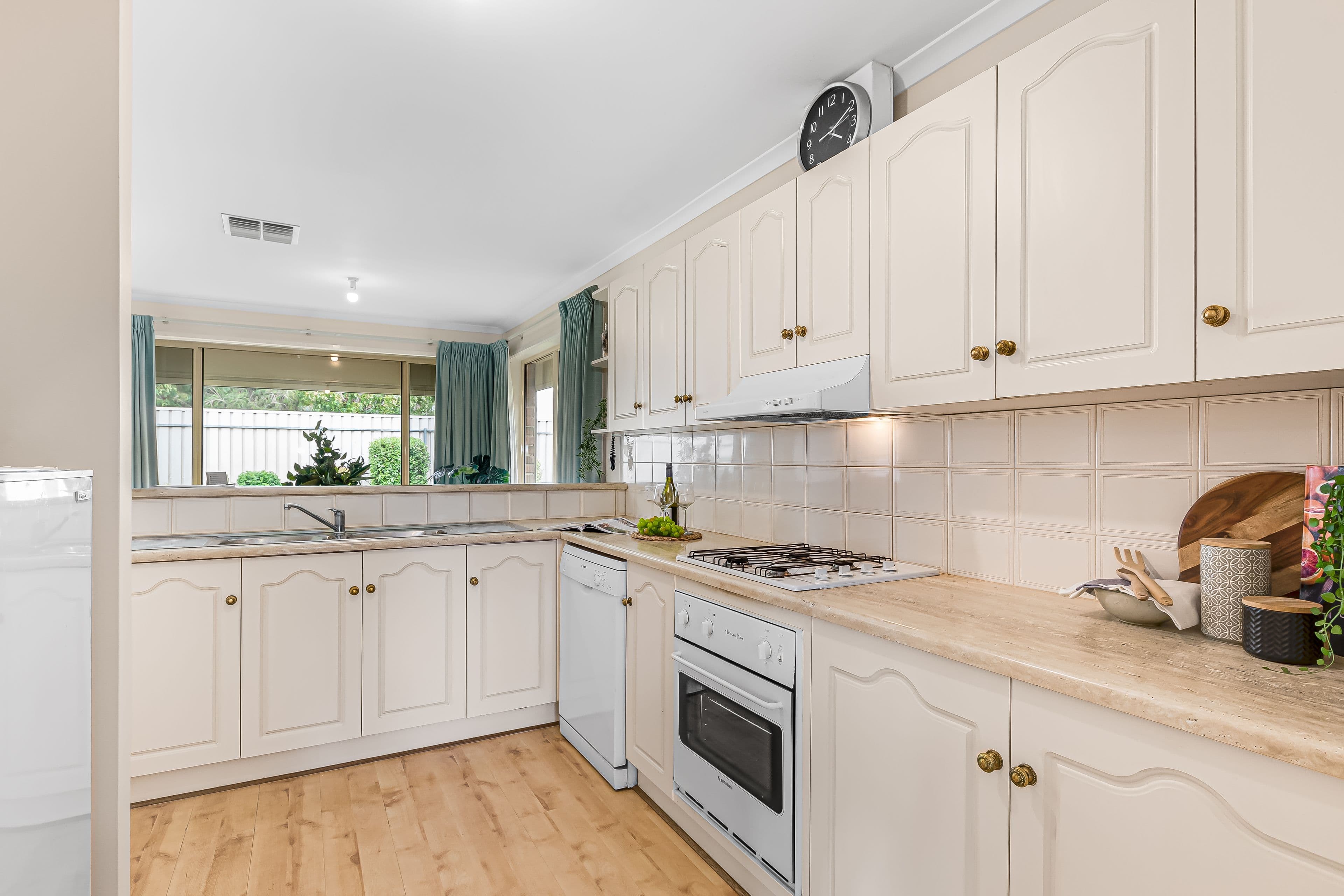 1A Larkdale Avenue, Marion SA 5043, Marion - Thumbnail 3