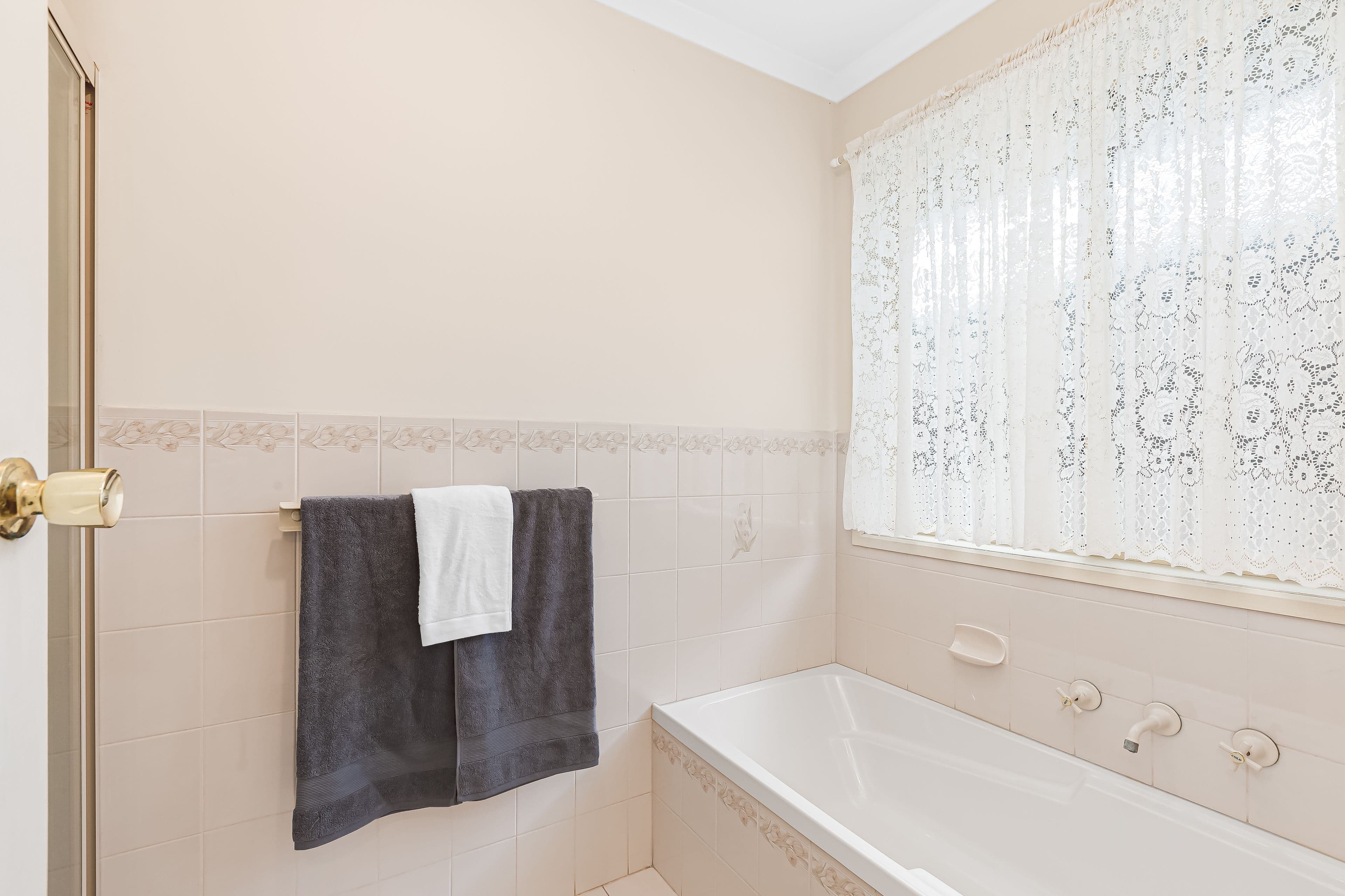 1A Larkdale Avenue, Marion SA 5043, Marion - Thumbnail 8