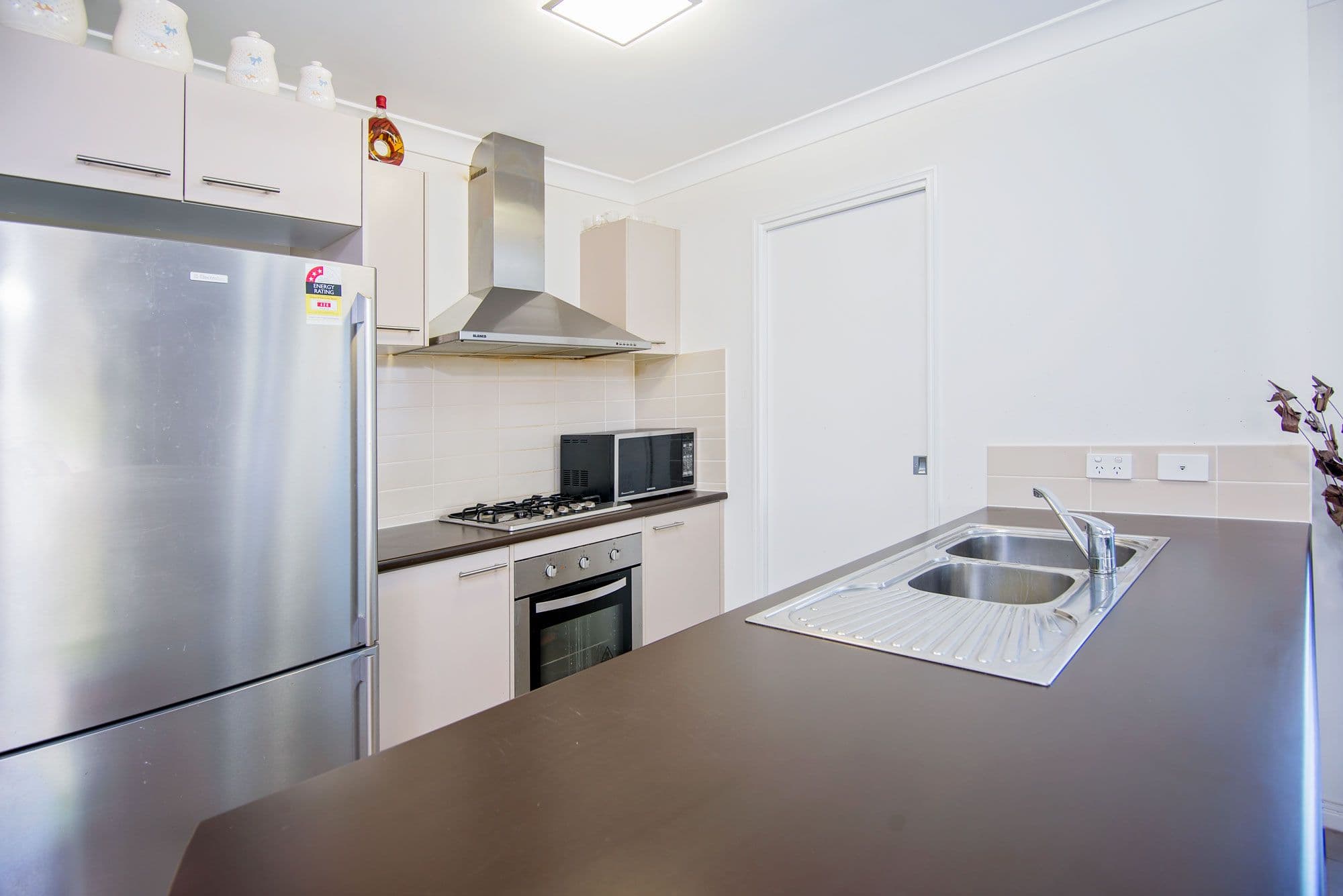 16 Malone Place, Underwood QLD 4119, Underwood - Thumbnail 2