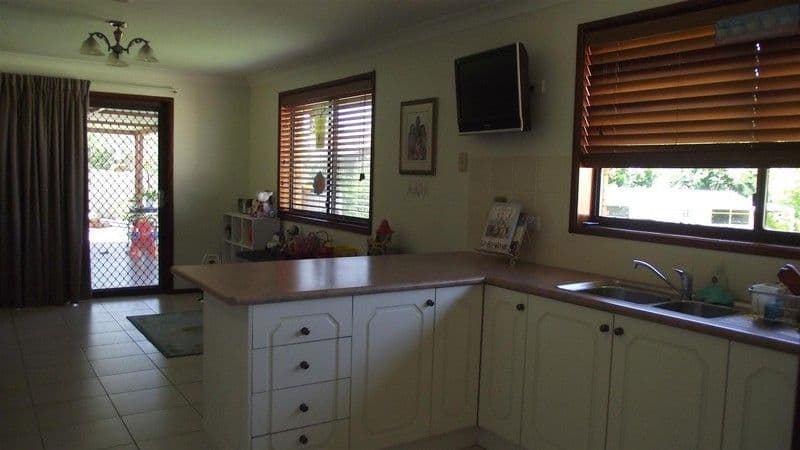 25 Bowditch Crescent, PARKES NSW 2870, Parkes - Thumbnail 3