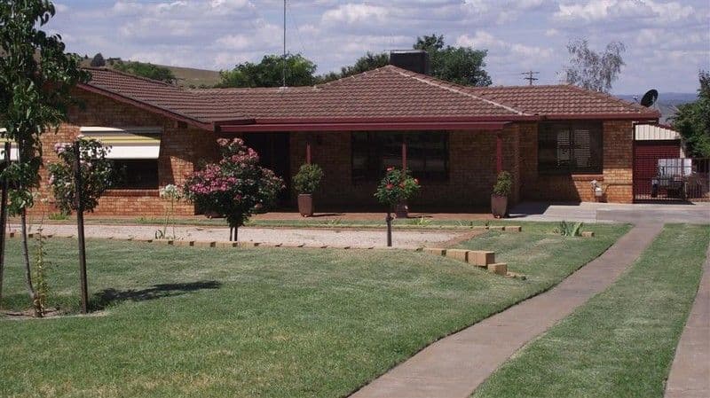 25 Bowditch Crescent, PARKES NSW 2870, Parkes - Thumbnail 5