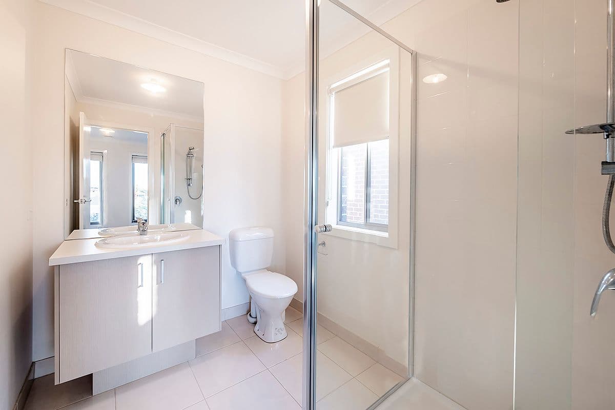 28 Parkhurst Drive, Cranbourne East VIC 3977, Cranbourne East - Thumbnail 4