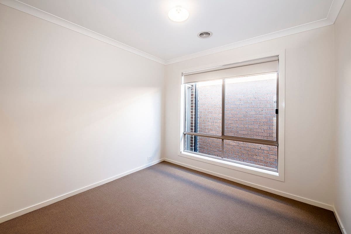 28 Parkhurst Drive, Cranbourne East VIC 3977, Cranbourne East - Thumbnail 5