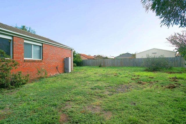 8 Coulton Court, WERRIBEE VIC 3030, Werribee - Thumbnail 8