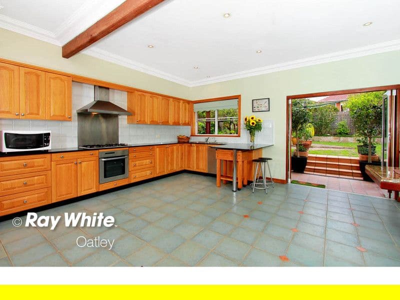 29 Renown Avenue, OATLEY NSW 2223, Oatley - Thumbnail 2