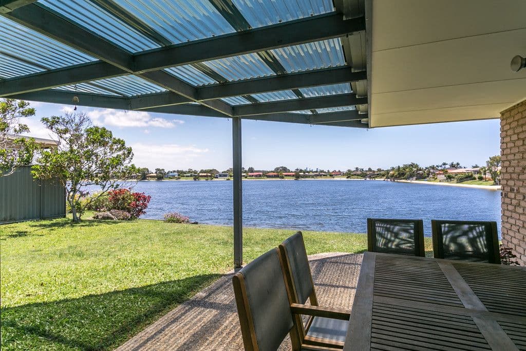 27 Wedgebill Parade, Burleigh Waters QLD 4220, Burleigh Waters - Thumbnail 2