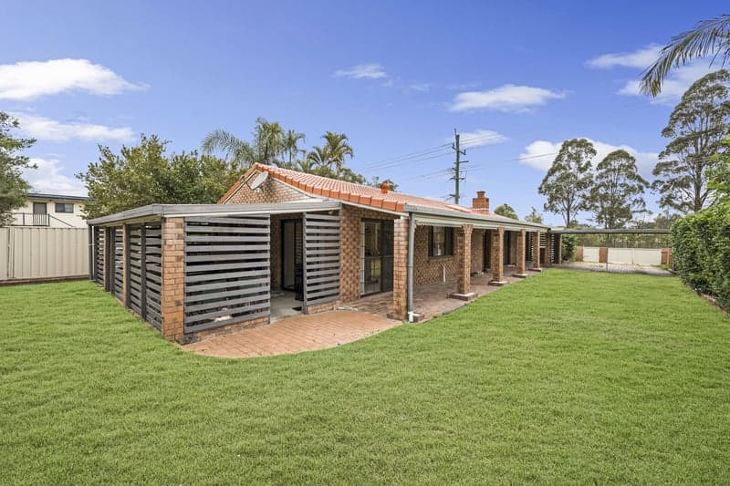 194 Francis Road, Lawnton - Thumbnail 2