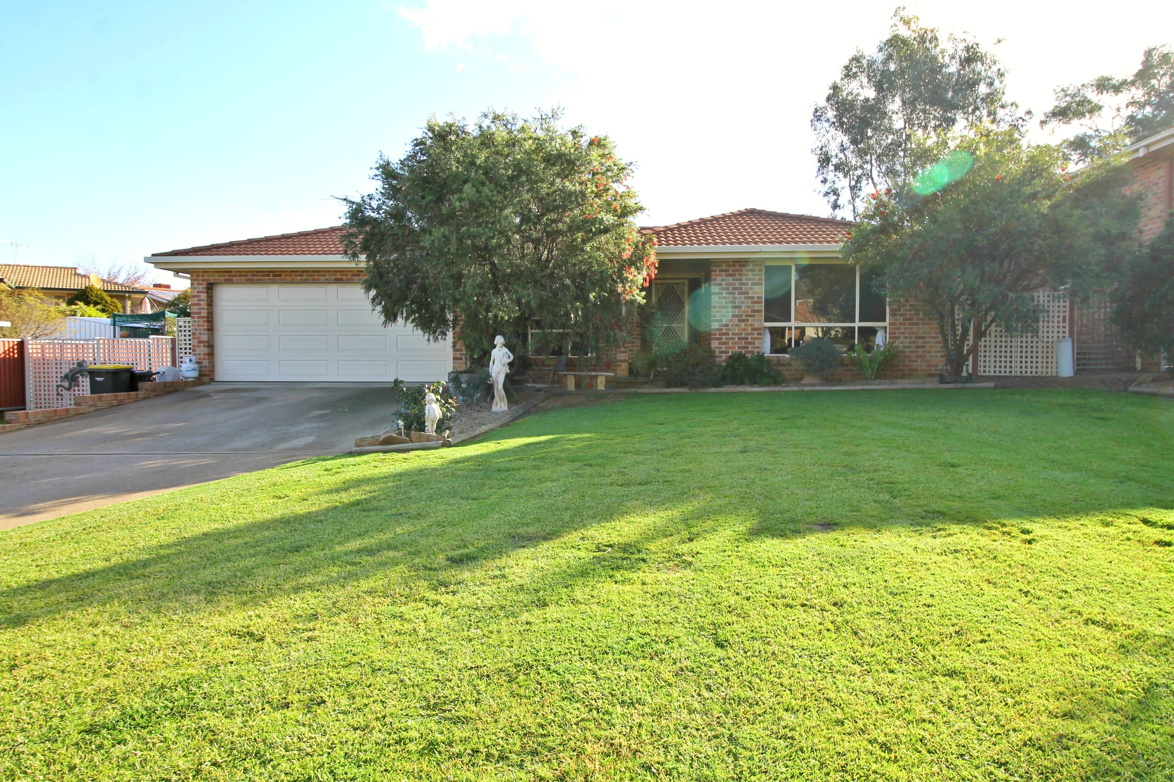 30 McNarry Place, Young NSW 2594, Young - Image 1