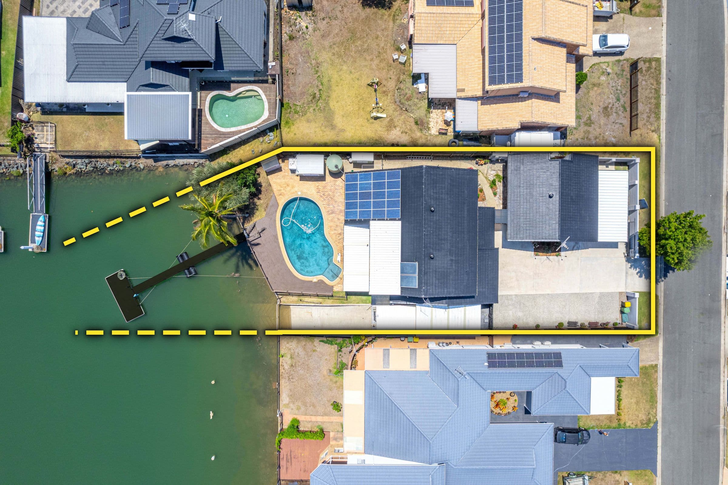 9 Resolute Court, Newport QLD 4020, Newport - Thumbnail 3